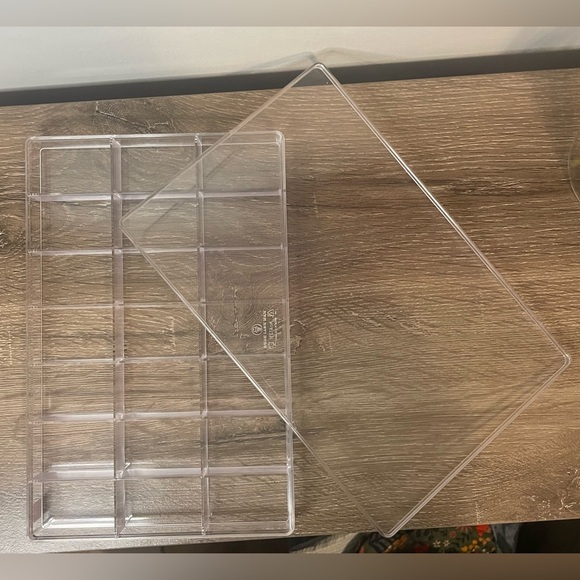 2 Compartment Organizing Box - Transparent Plastic - Picture 6 of 8